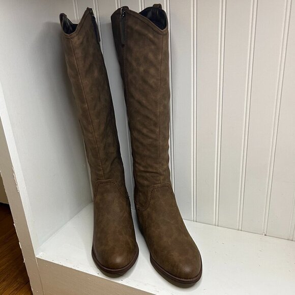 Kork-Ease Shoes - Kork-Ease Womens Suede Round Toe Knee-High Boots  Size 6.5